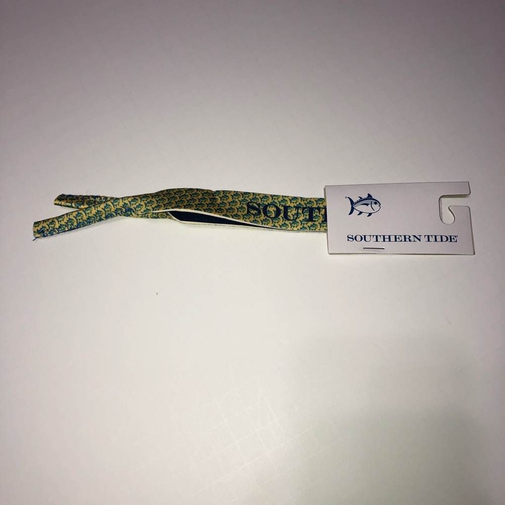Southern Tide - Neoprene Sunglass Strap